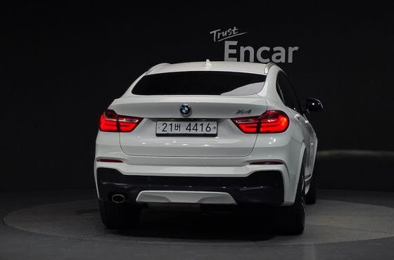 BMW X4 xDrive20d M Sport — пробег 140 912 км — фото 4 из 5