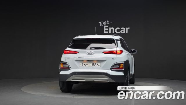 Hyundai Kona из Кореи Encar
