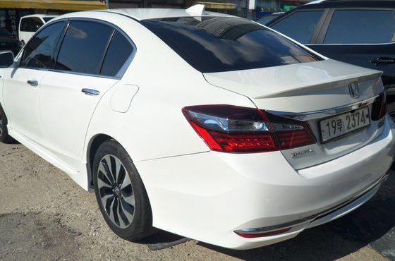 Honda Accord 2.0 Hybrid 9th — пробег 140 485 км — фото 4 из 5