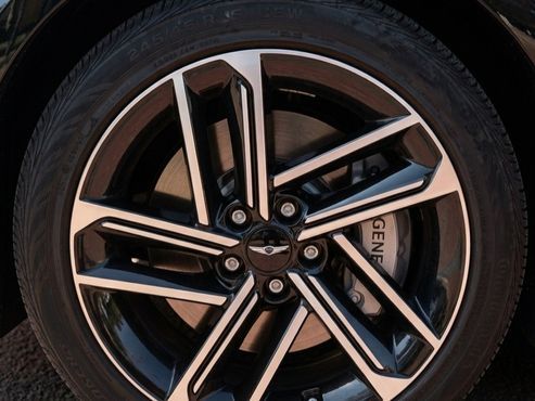 Genesis G80 Gasoline 2.5 Turbo AWD — пробег 4 800 км — фото 5 из 5