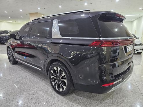 Kia Carnival 9-Seater Signature — пробег 217 591 км — фото 3 из 5