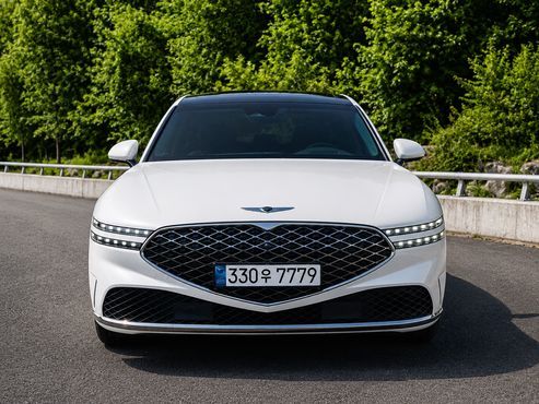 Genesis G90 Gasoline 3.5 Turbo e-S/C AWD — пробег 40 040 км — фото 3 из 5