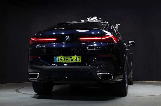 BMW X6 xDrive30d M Sport — пробег 76 360 км — фото 4 из 5