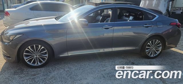Hyundai Genesis из Кореи Encar