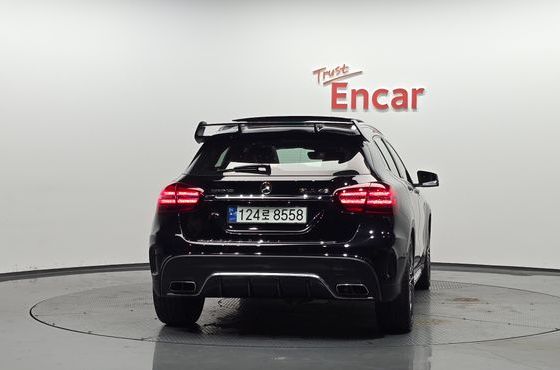 Mercedes-Benz GLA-Class GLA45 AMG 4MATIC — пробег 130 690 км — фото 4 из 5