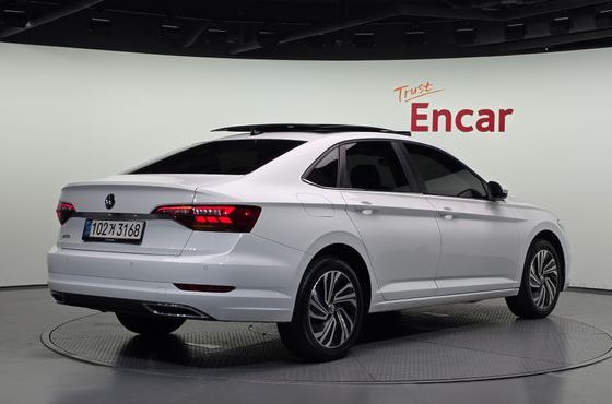 Volkswagen Jetta 1.4 TSI Prestige — пробег 28 610 км — фото 2 из 5