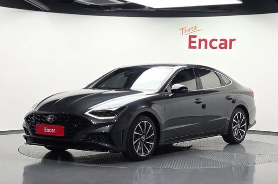 Hyundai Sonata 2.0 Premium Plus — пробег 56 529 км — фото 1 из 5