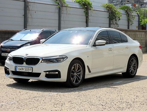 BMW 5-Series 530i xDrive M Sport Package — пробег 131 957 км — фото 1 из 5