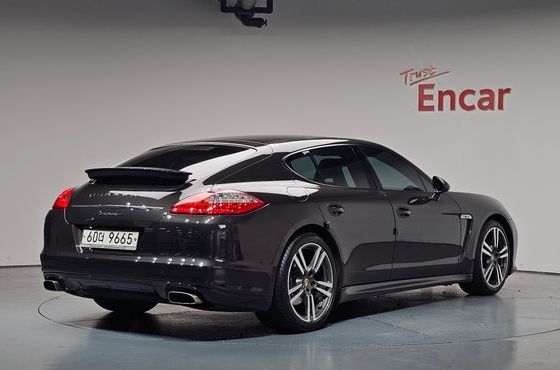 Porsche Panamera 3.6 AWD 970 — пробег 100 079 км — фото 2 из 5