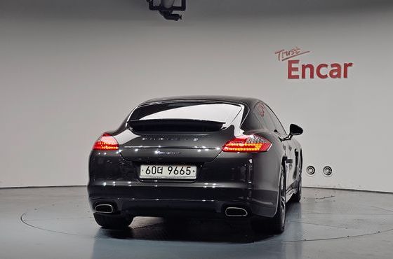 Porsche Panamera 3.6 AWD 970 — пробег 100 079 км — фото 4 из 5