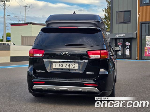 Kia Carnival из Кореи Encar