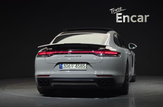 Porsche Panamera 4.0 GTS — пробег 67 945 км — фото 4 из 5