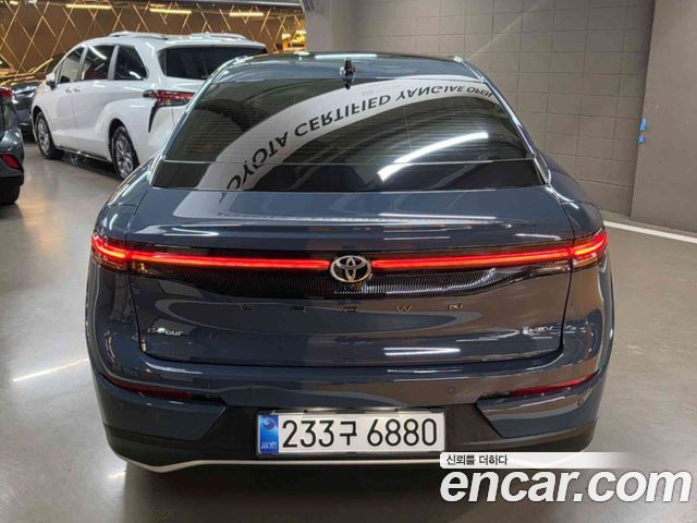 Toyota Crown из Кореи Encar