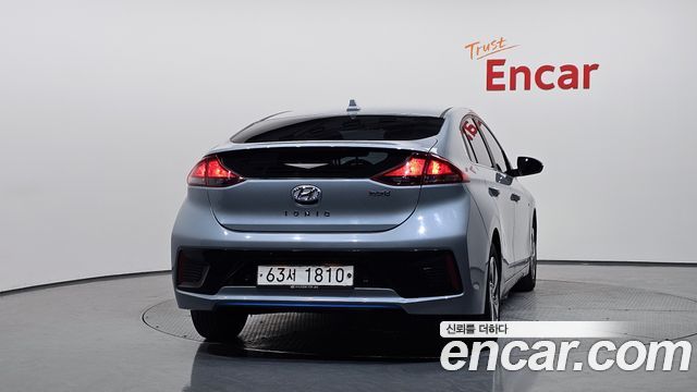 Hyundai Ioniq из Кореи Encar