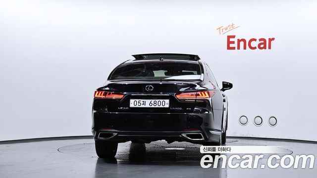 Lexus LS из Кореи Encar