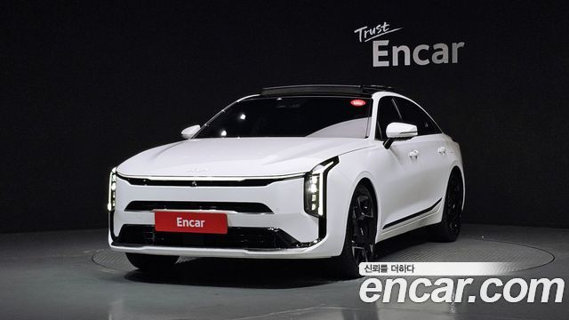 Kia K8 2.5 Gasoline 2WD Signature — пробег 15 724 км — фото 1 из 5