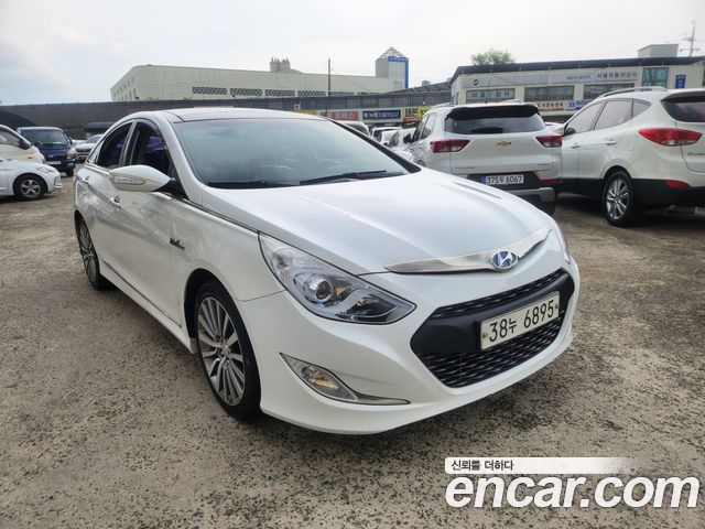 Hyundai Sonata 2.0 Premier — пробег 240 707 км — фото 2 из 5
