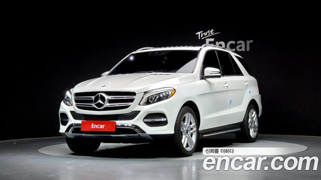 Mercedes-Benz GLE-Class GLE350 d 4MATIC — пробег 69 281 км — фото 1 из 5