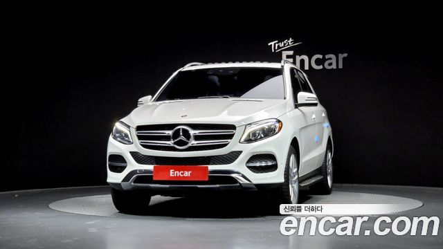 Mercedes-Benz GLE-Class GLE350 d 4MATIC — пробег 69 281 км — фото 3 из 5