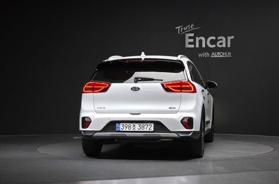 Kia Niro 1.6 HEV Noblesse Special — пробег 67 195 км — фото 4 из 5