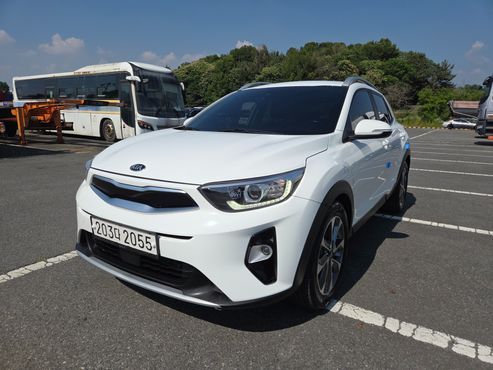 Kia Stonic Diesel 1.6 Trendy — пробег 131 006 км — фото 1 из 5