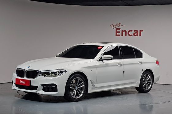BMW 5-Series 530i M Sport Package — пробег 90 805 км — фото 1 из 5