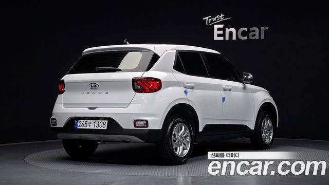 Hyundai Venue из Кореи Encar