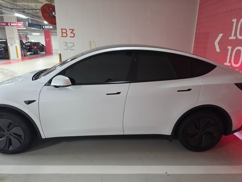 Tesla Model Y RWD — пробег 7 000 км — фото 4 из 5