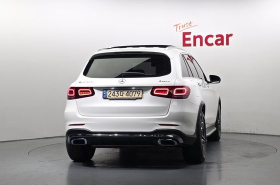 Mercedes-Benz GLC-Class GLC300 4MATIC — пробег 112 984 км — фото 4 из 5
