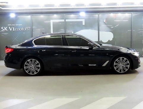 BMW 5-Series 530i M Sport Package Plus — пробег 79 487 км — фото 3 из 5