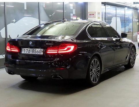 BMW 5-Series 530i M Sport Package Plus — пробег 79 487 км — фото 4 из 5