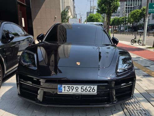 Porsche Panamera 2.9 AWD — пробег 28 000 км — фото 1 из 5