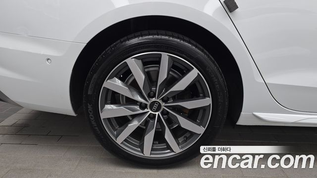 Audi A4 из Кореи Encar