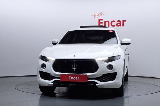 Maserati Levante 3.0 AWD Sport — пробег 44 369 км — фото 3 из 5