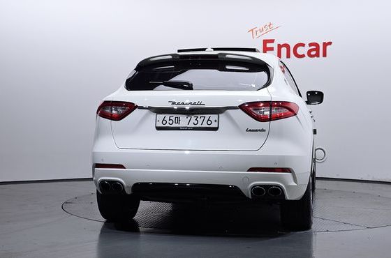 Maserati Levante 3.0 AWD Sport — пробег 44 369 км — фото 4 из 5