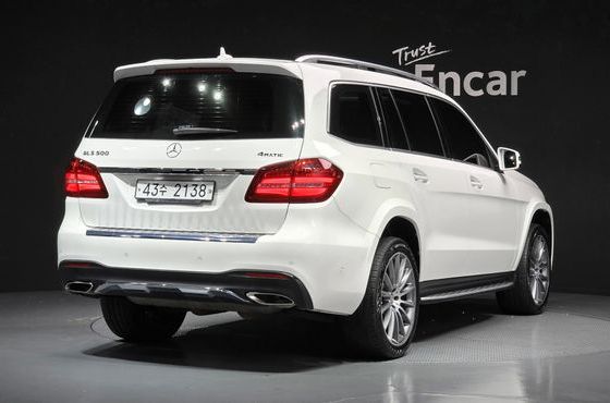 Mercedes-Benz GLS-Class GLS500 4MATIC — пробег 122 300 км — фото 2 из 5