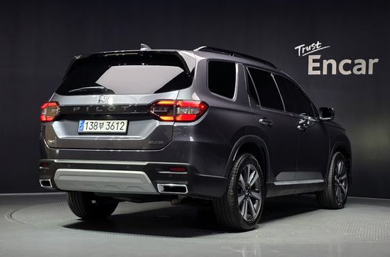 Honda Pilot 3.5 Elite — пробег 18 629 км — фото 2 из 5
