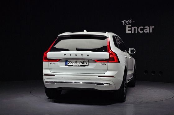Volvo XC60 B5 Ultra Bright — пробег 22 783 км — фото 4 из 5