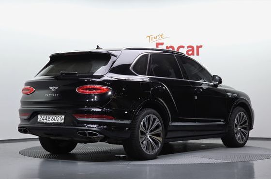 Bentley Bentayga 4.0 V8 Azure — пробег 41 532 км — фото 2 из 5