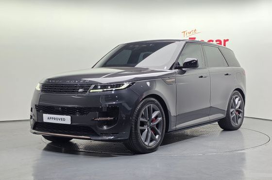 Land Rover Range Rover Sport P550E Dynamic HSE — пробег 2 580 км — фото 1 из 5