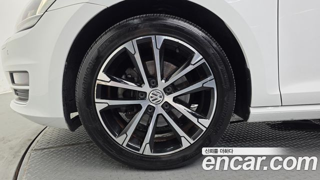 Volkswagen Golf из Кореи Encar