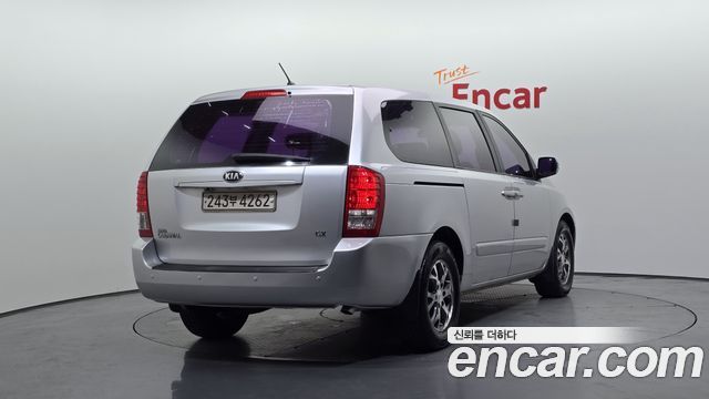 Kia Carnival из Кореи Encar