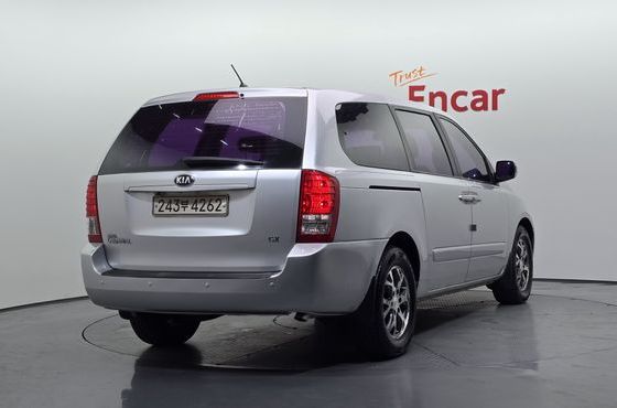 Kia Carnival Grand Carnival GX — пробег 184 662 км — фото 2 из 5
