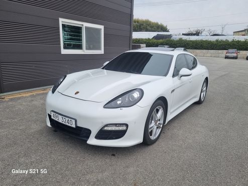Porsche Panamera 3.6 AWD 970 — пробег 120 000 км — фото 1 из 5