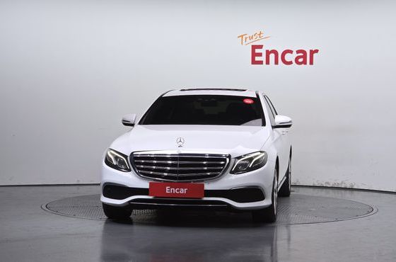 Mercedes-Benz E-Class E220d 4MATIC Exclusive — пробег 256 847 км — фото 3 из 5