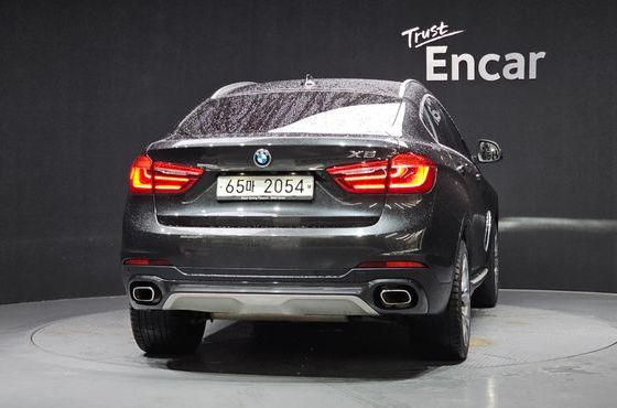 BMW X6 xDrive 30d — пробег 75 557 км — фото 4 из 5