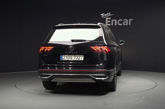 Volkswagen Tiguan 2.0 TSI Prestige — пробег 108 993 км — фото 4 из 5