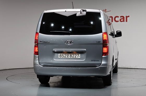 Hyundai Starex Van 5-Seater Smart — пробег 67 882 км — фото 4 из 5