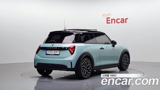 Mini Cooper Favoured — пробег 36 444 км — фото 2 из 5