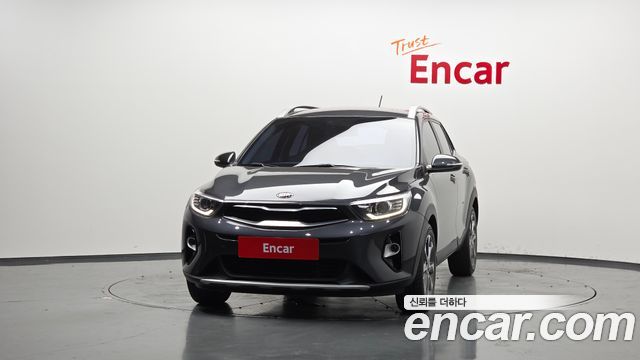 Kia Stonic из Кореи Encar